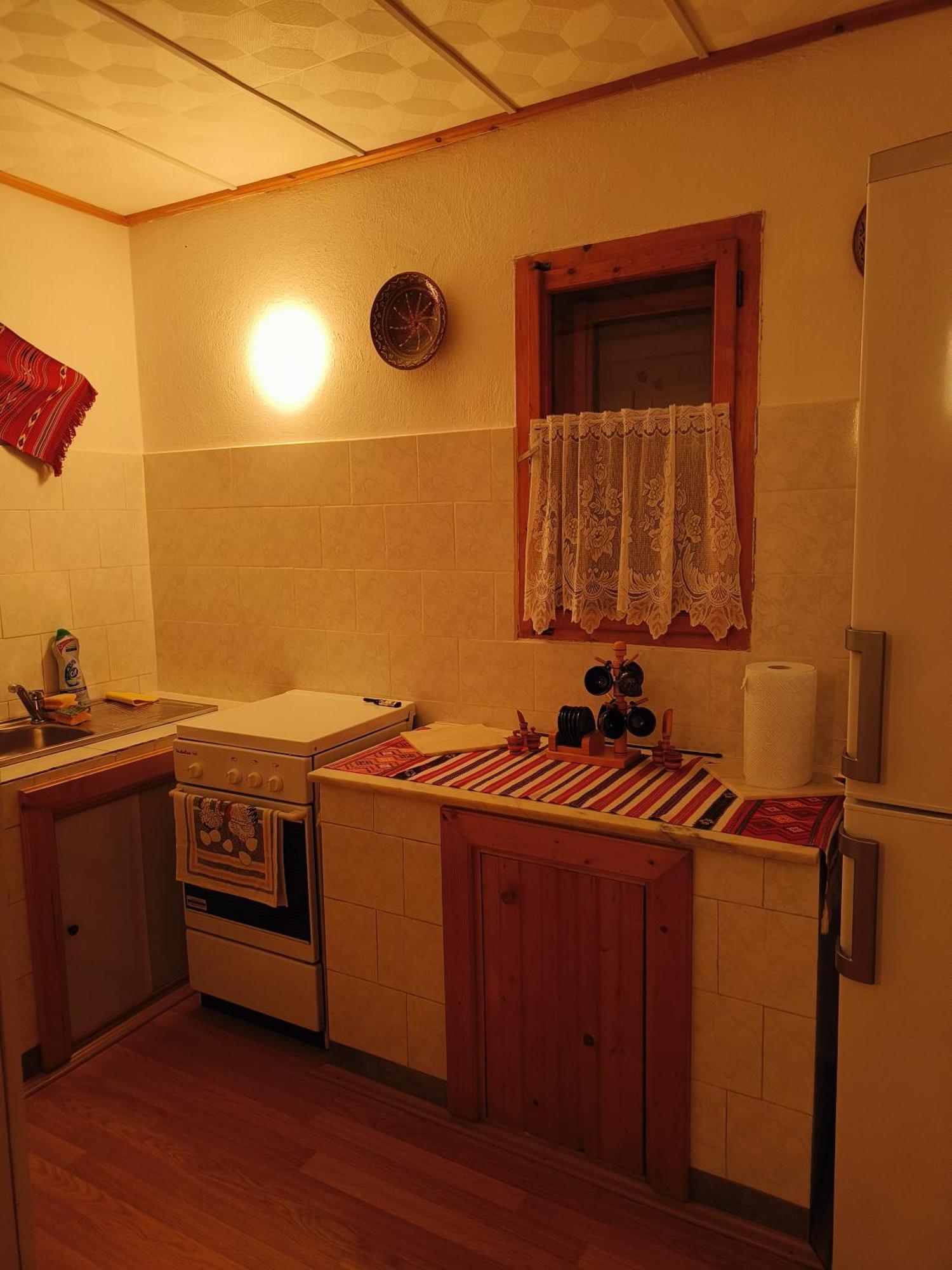 פוינה מרולוי Casa Dintre Meri מראה חיצוני תמונה